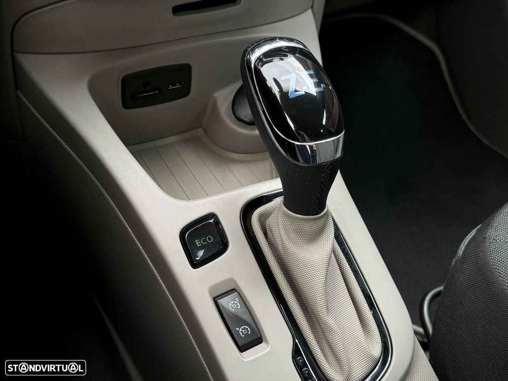 Renault Zoe (c/ Bateria) Life - 14