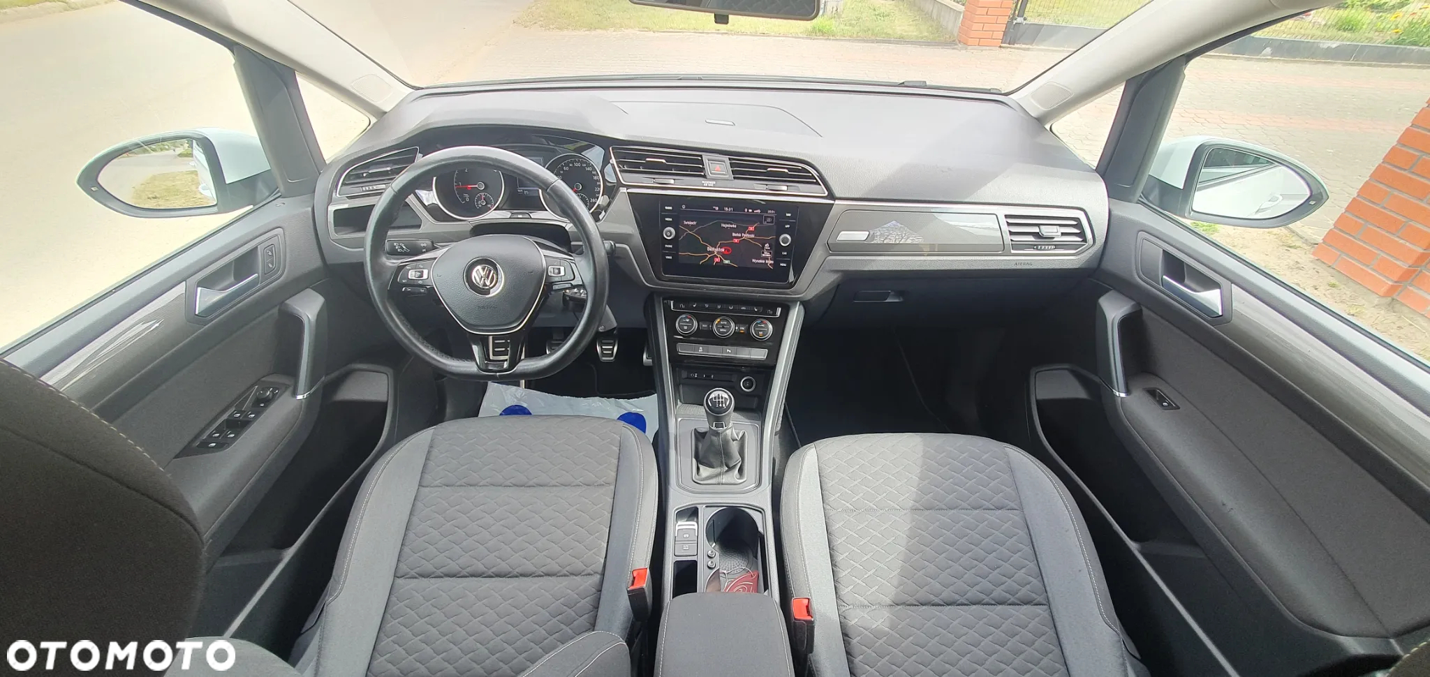 Volkswagen Touran 1.6 TDI SCR Join - 15