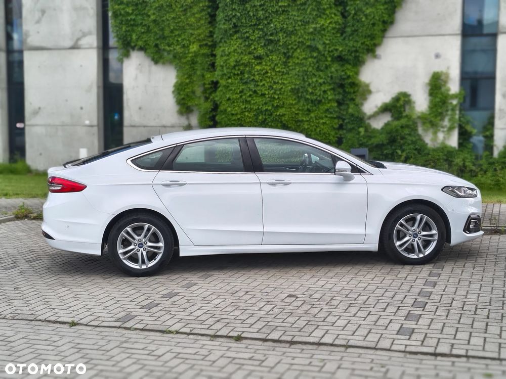 Ford Mondeo 2.0 EcoBlue Titanium - 25