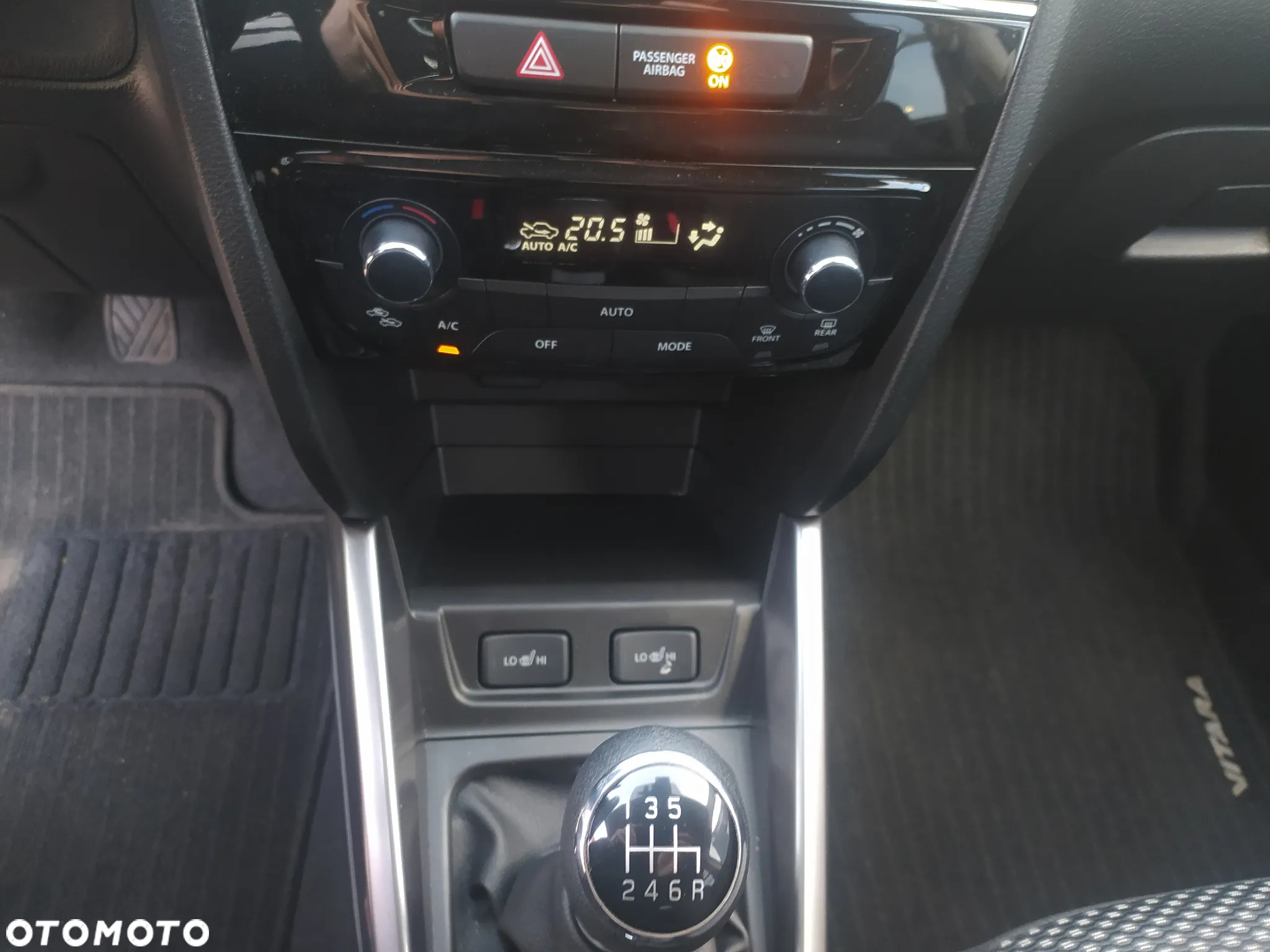 Suzuki Vitara 1.4 Boosterjet Premium 2WD - 14