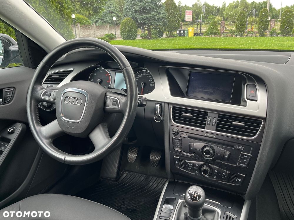 Audi A4 Avant 2.0 TDI DPF Ambition - 22