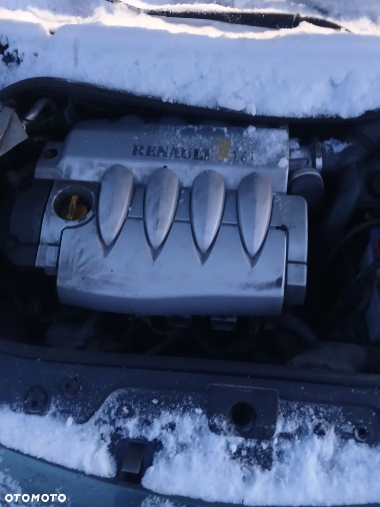 renault megane II silnik k4m760 1.6 16v skrzynia sanki belka przód tył wahacz zacisk - 2