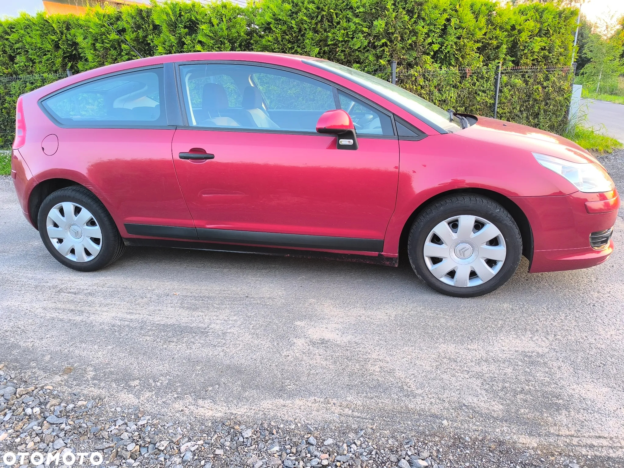 Citroën C4 Coupe 1.4 16V 90 Jahre - 4