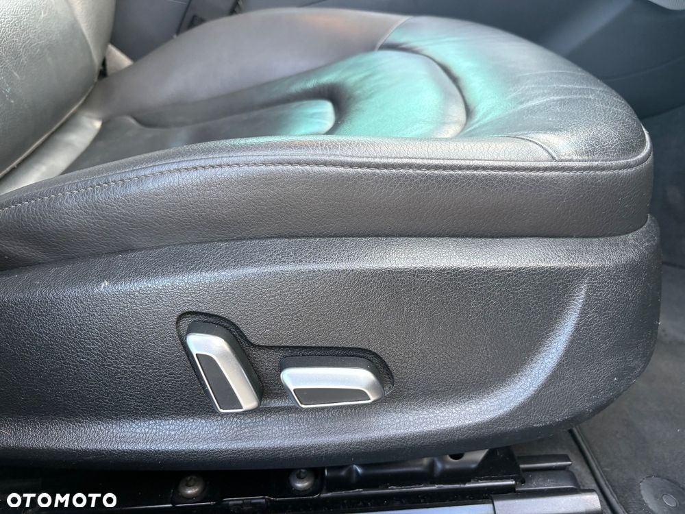 Audi A4 Limousine - 28