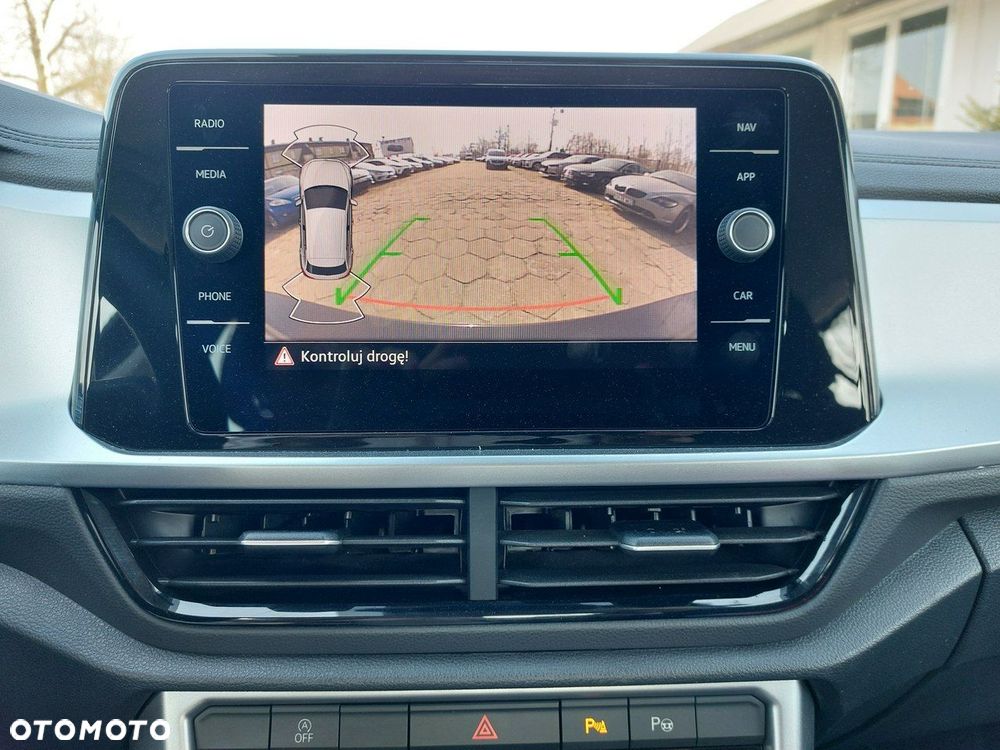 Volkswagen T-Roc - 27