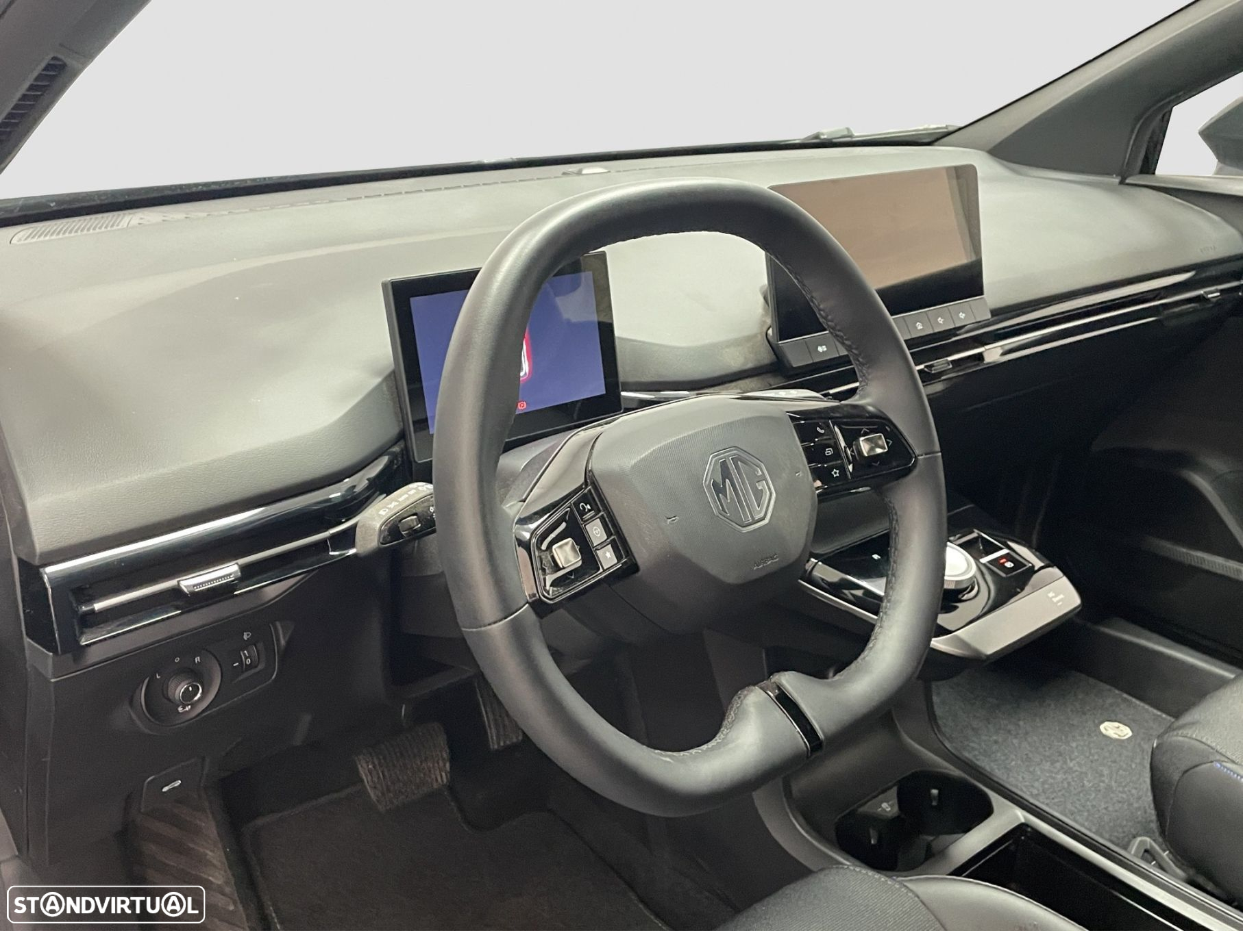 MG MG4 64 kWh Luxury - 5