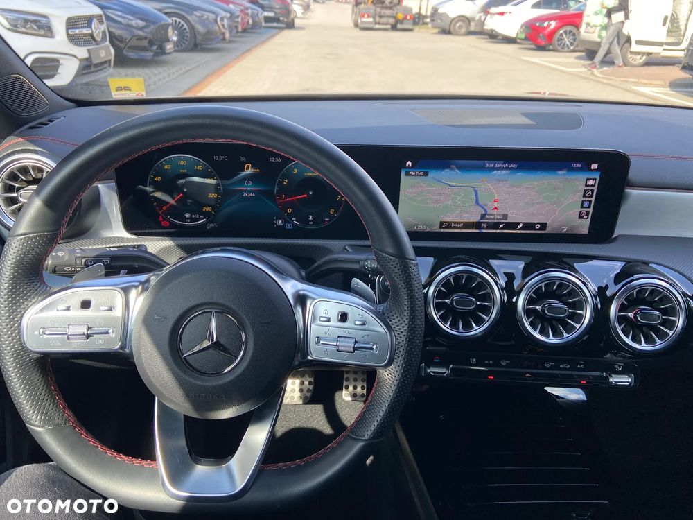 Mercedes-Benz CLA 200 AMG Line 7G-DCT - 11