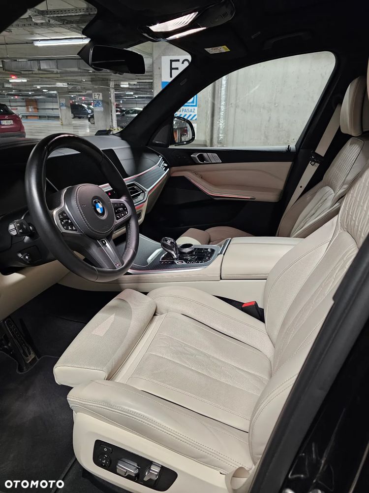 BMW X7 - 2