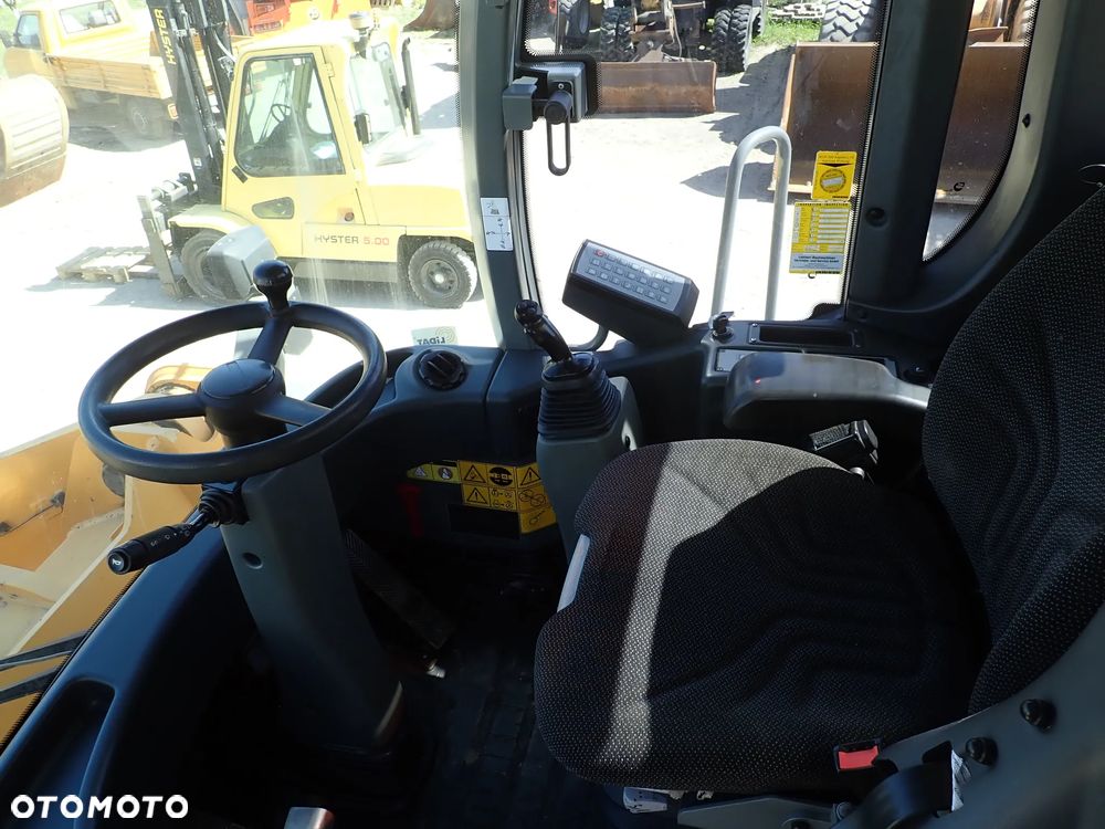 Liebherr L576 - 9