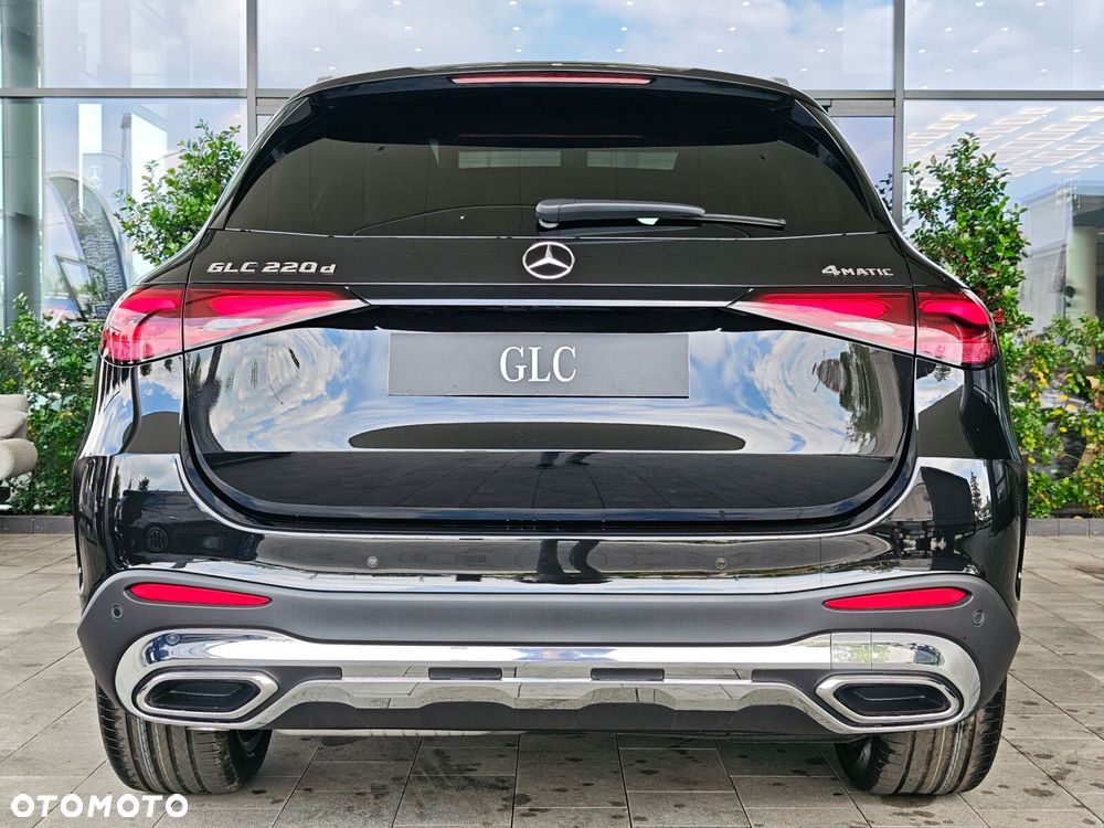 Mercedes-Benz GLC - 7