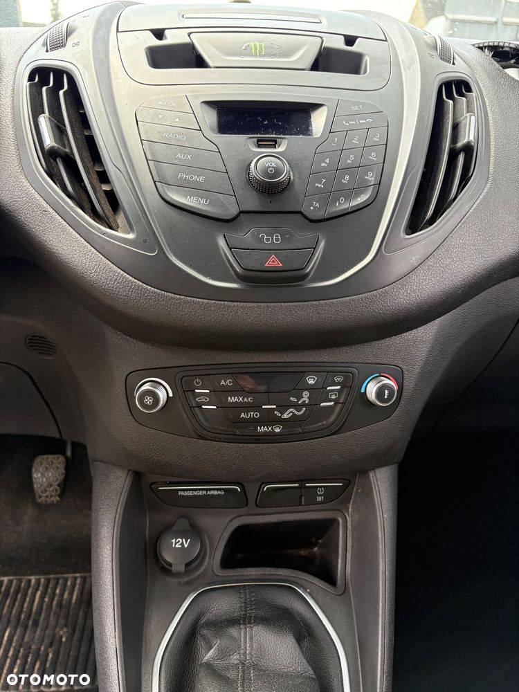 Ford Tourneo Courier 1.0 EcoBoost Titanium - 12