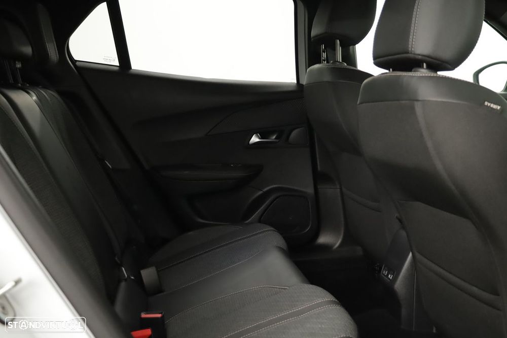 Peugeot 2008 1.2 Allure - 23