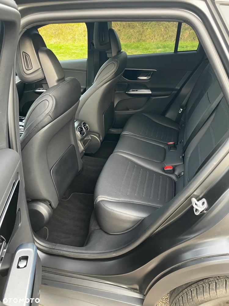 Mercedes-Benz GLC - 29