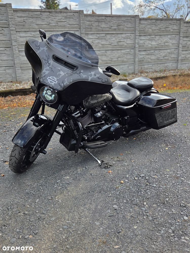 Harley-Davidson Touring Street Glide