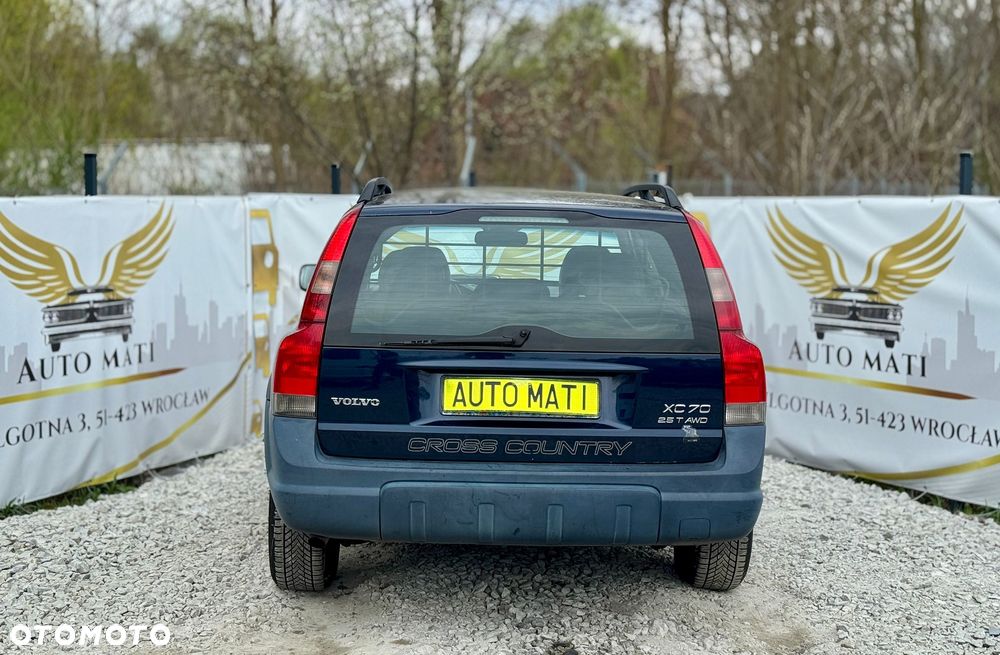 Volvo XC 70 - 4