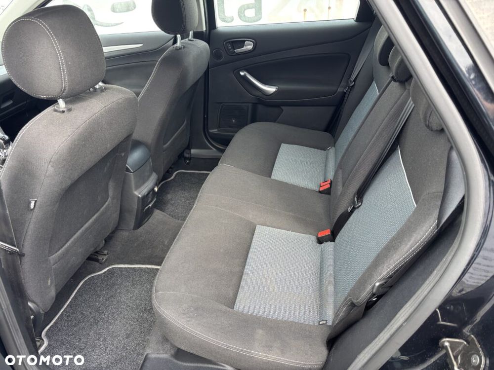 Ford Mondeo 2.0 TDCi Trend - 10