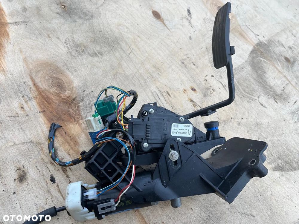 Pedał gazu z potencjometrem Jaguar XJ X350 X358 - 1