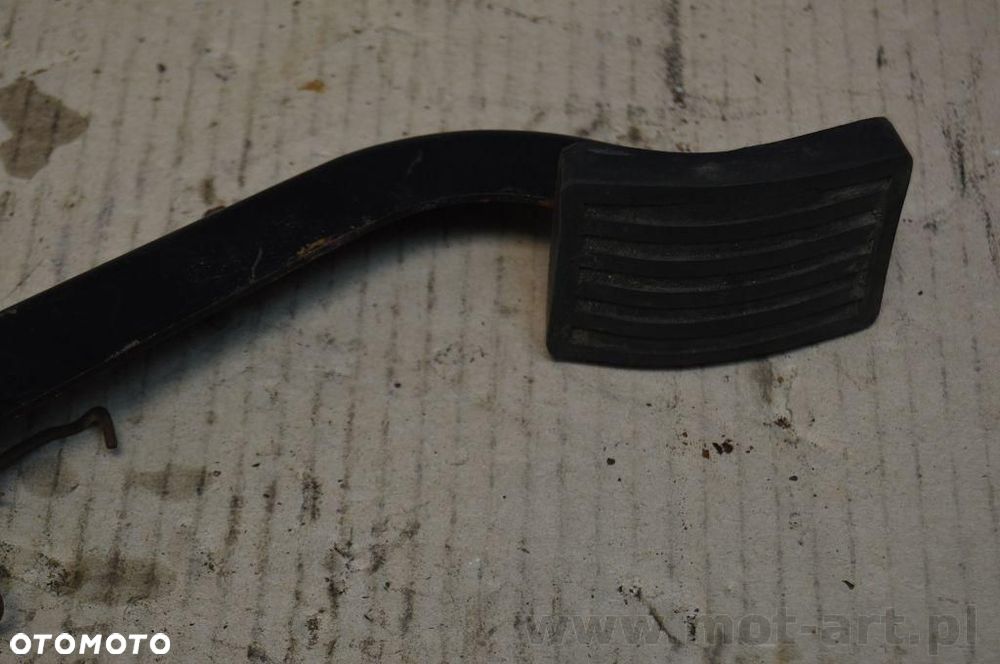 PEDAŁ GAZU LIGIER NOVA - 2