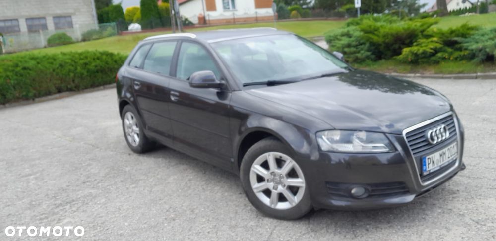Audi A3 Sportback - 2