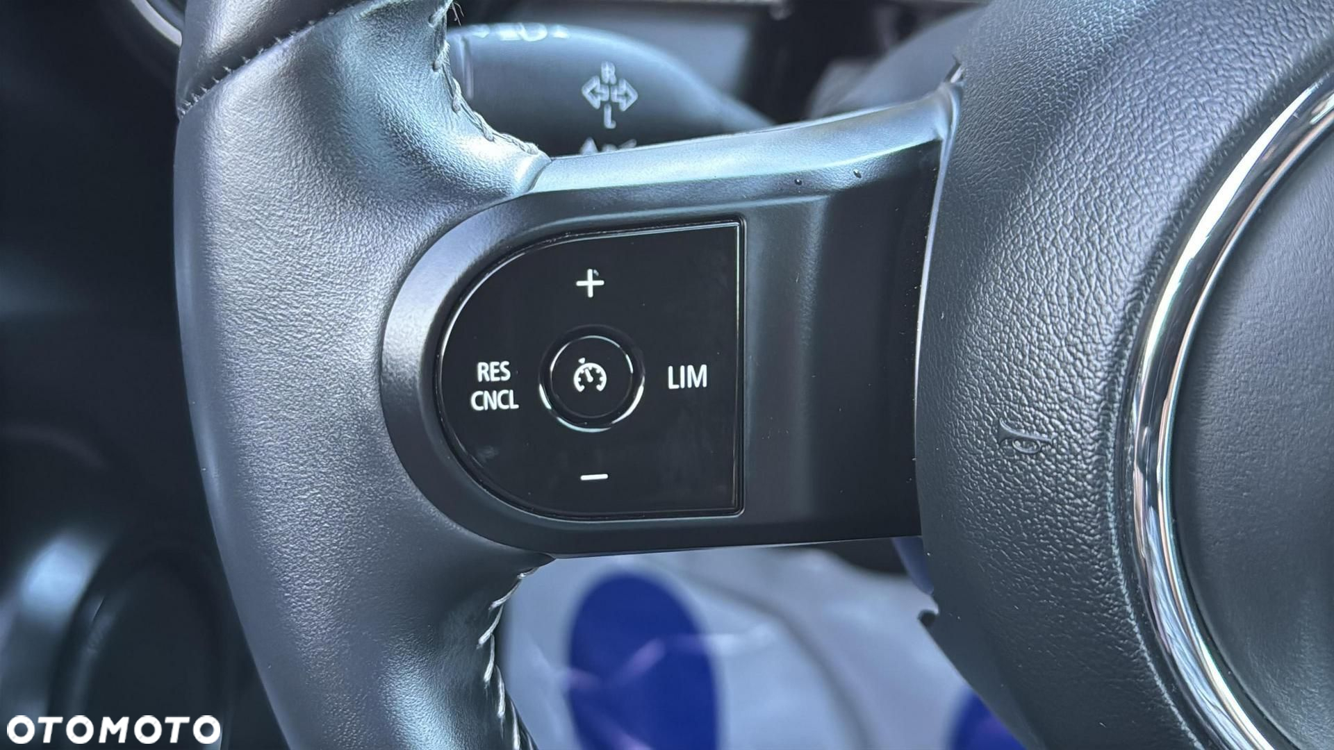 MINI Cooper SE Electric Trim - 29