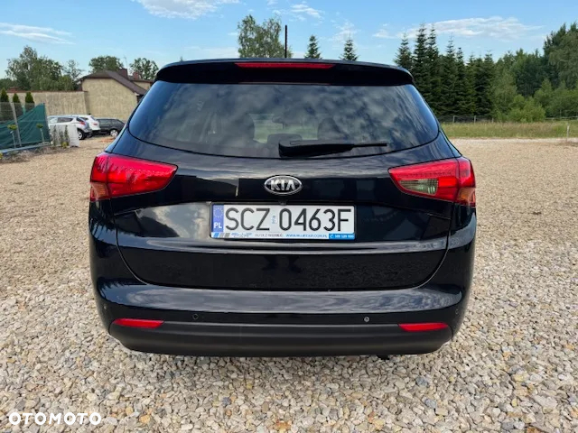 Kia Ceed 1.6 CRDi 128 ISG SW Platinum Edition - 15