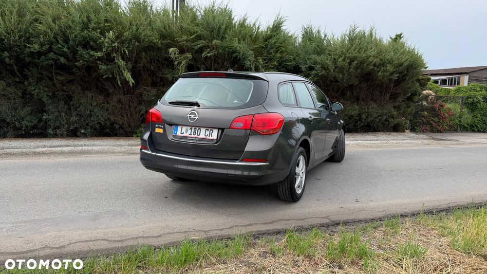 Opel Astra - 13
