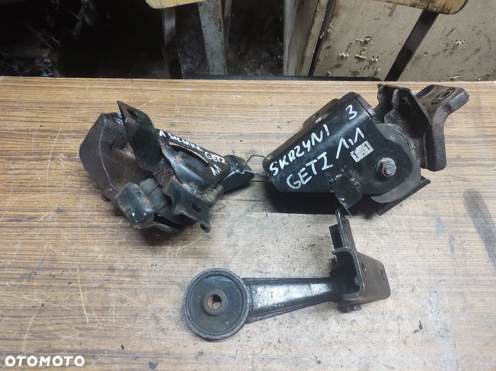 HYUNDAI getz 1,1 lapa poduszka silnika skrzyni biegów - 1