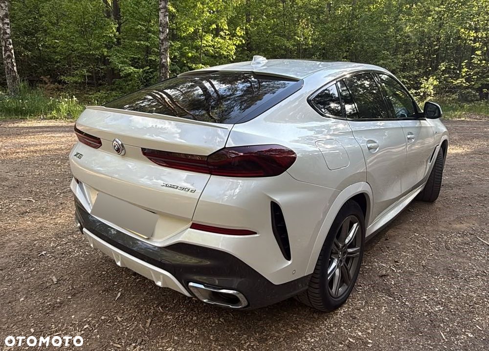 BMW X6 - 10