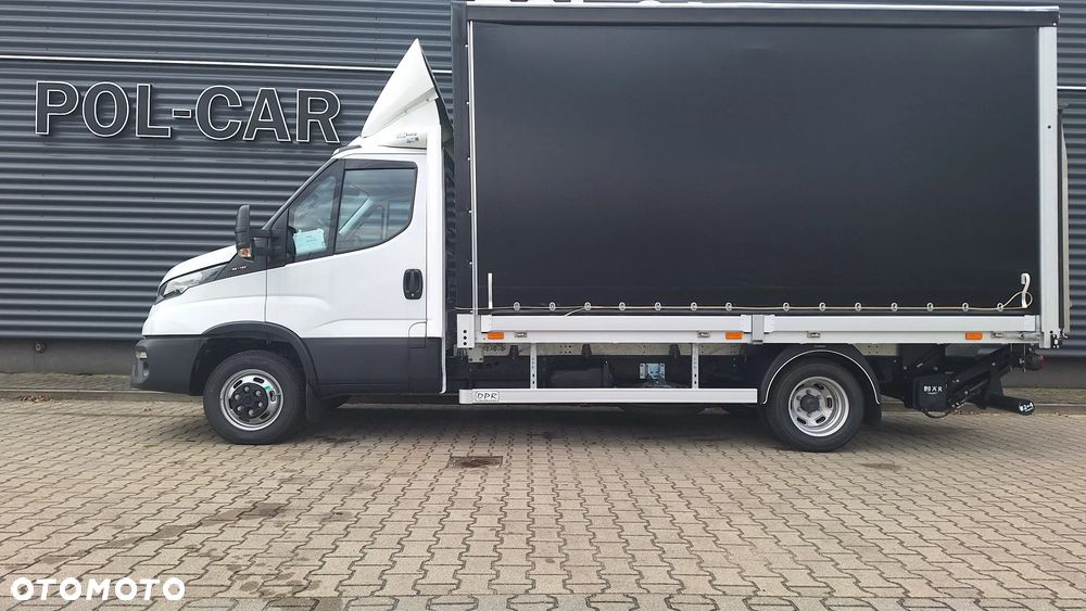 Iveco Daily 35C16 3.0 plandeka z windą - 3