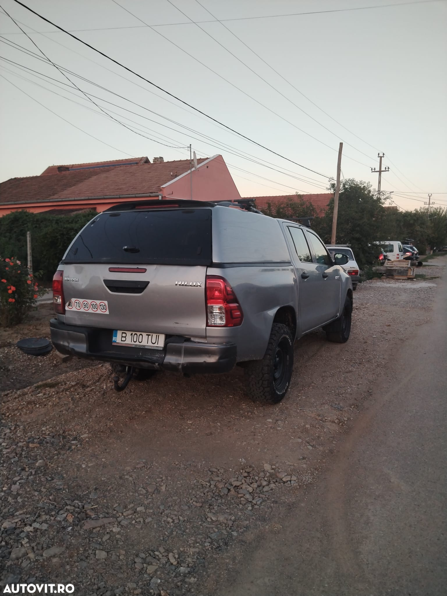 Toyota Hilux - 16