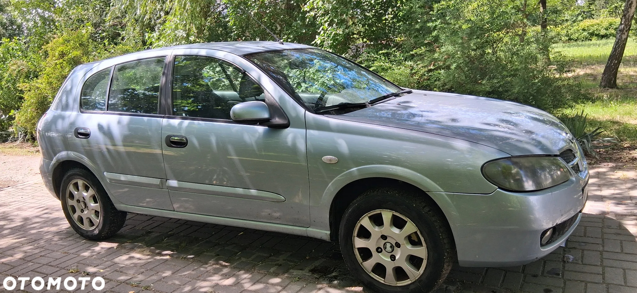 Nissan Almera - 2