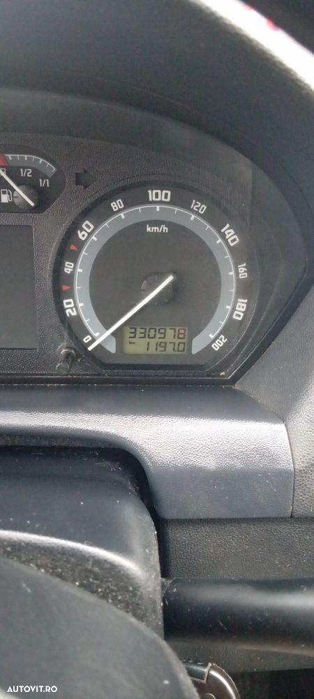 Skoda Fabia 1.4 16V Combi Ambiente - 6