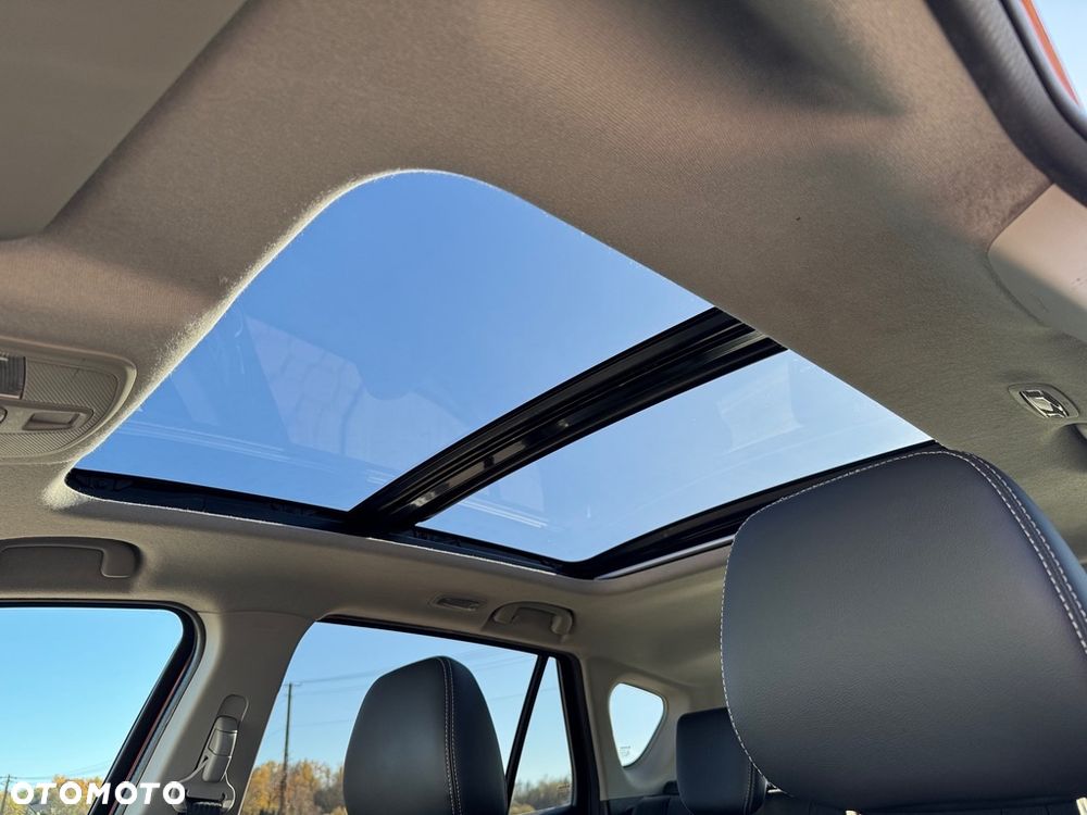 Suzuki SX4 S-Cross 1.4 T Premium 4WD - 11