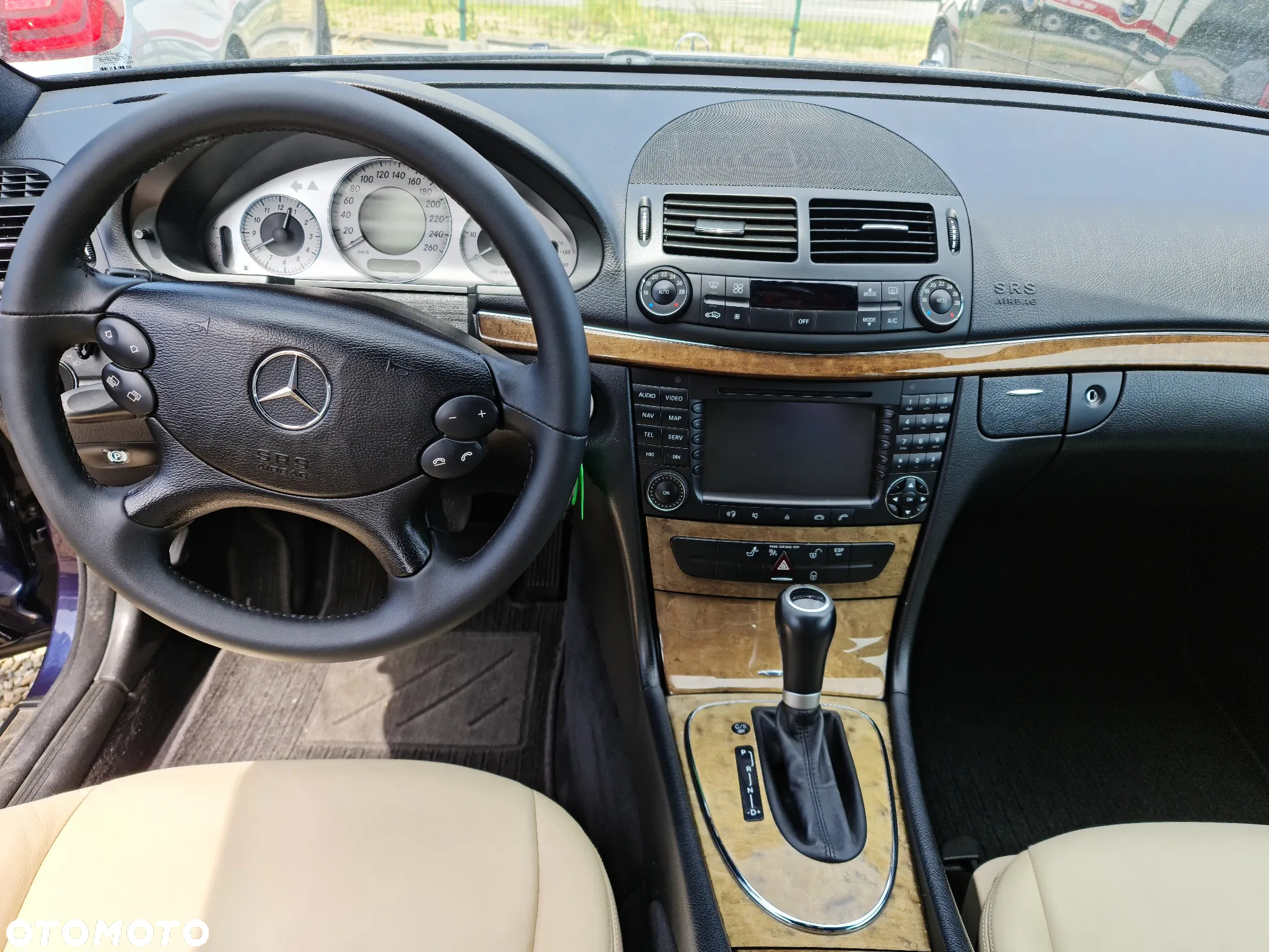 Mercedes-Benz Klasa E - 10