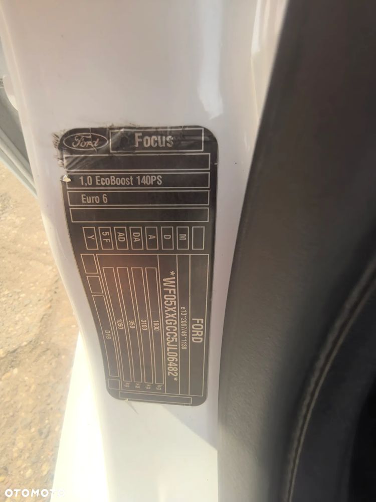 Ford Focus 1.0 EcoBoost ST-Line ASS - 36