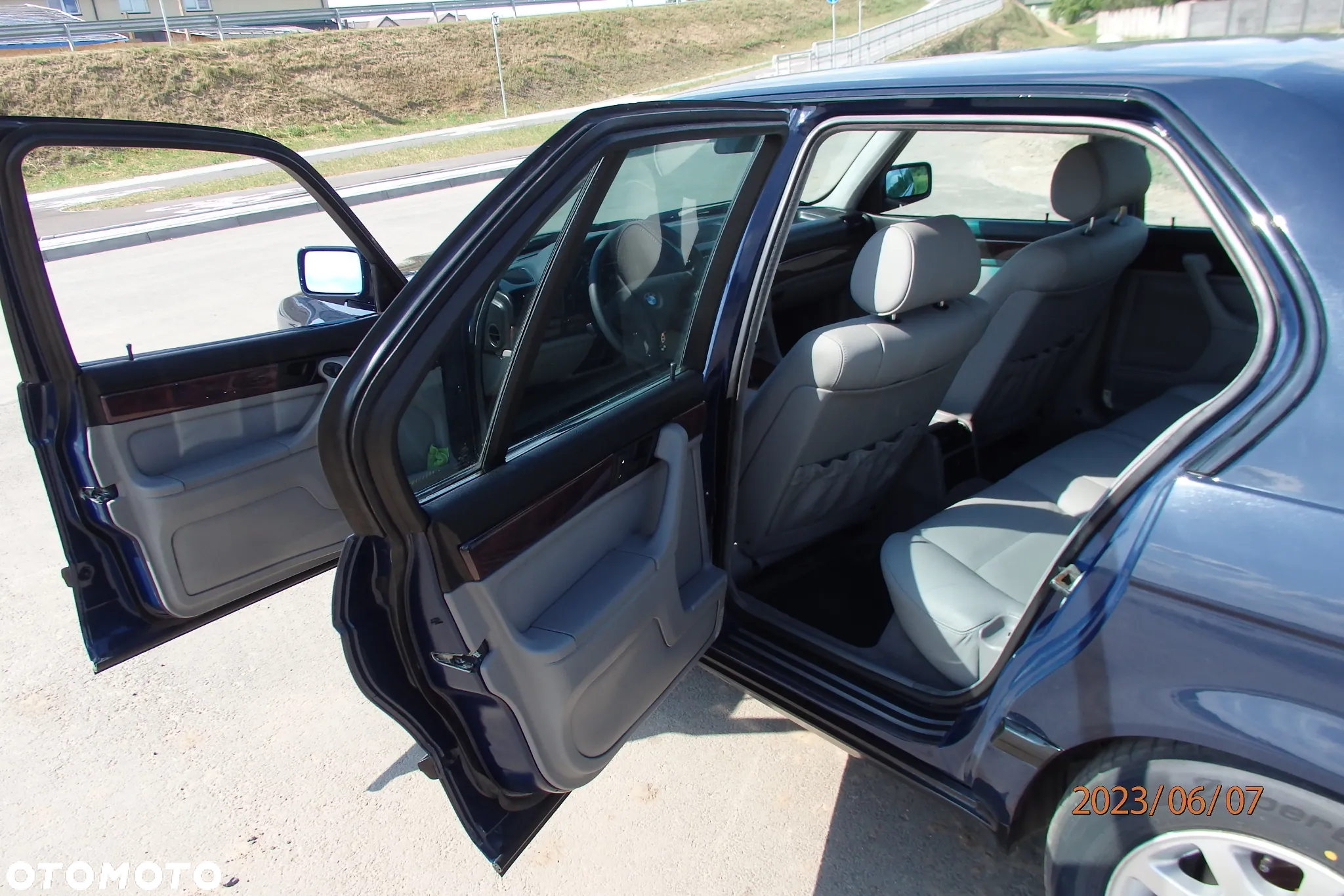 BMW Seria 7 - 12