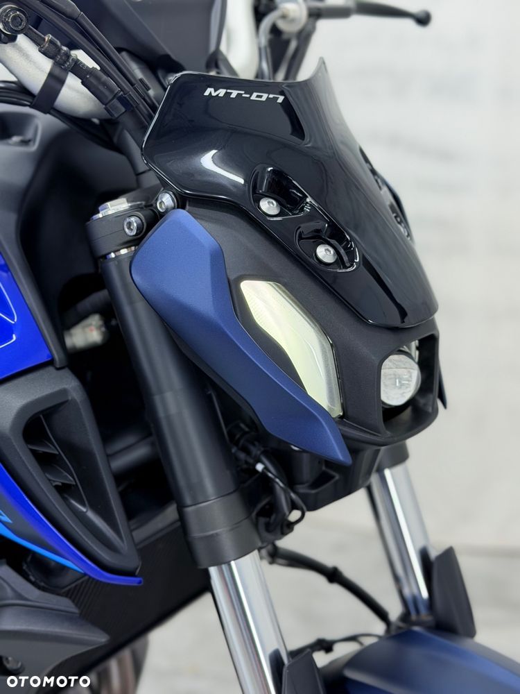 Yamaha MT - 7