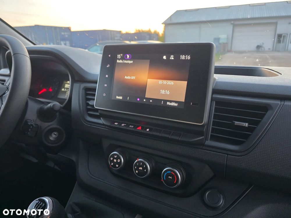 Renault Trafic - 34