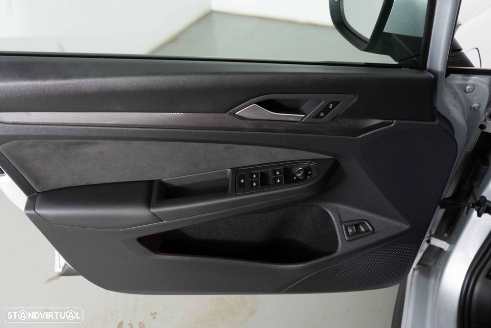VW Golf 1.4 TSI e-Hybrid DSG - 22