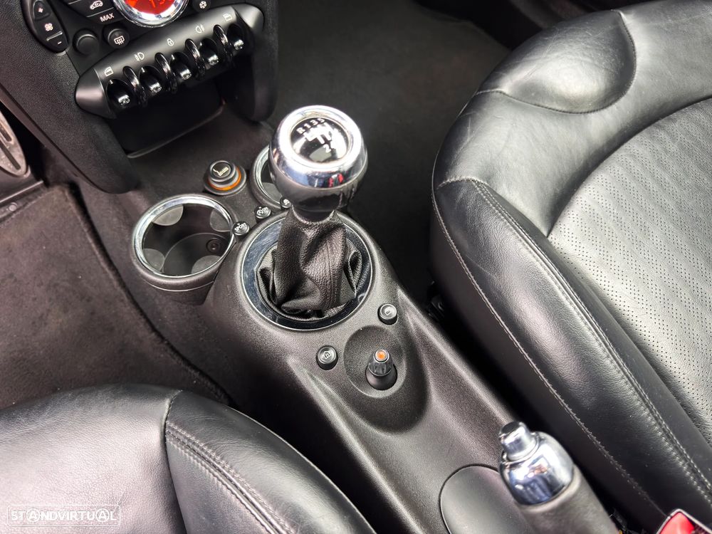 MINI 3 Portas Cooper SD - 28