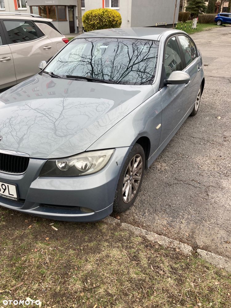 BMW Seria 3 320i - 2