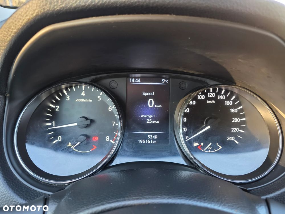 Nissan Qashqai 1.2 DIG-T N-Vision - 21