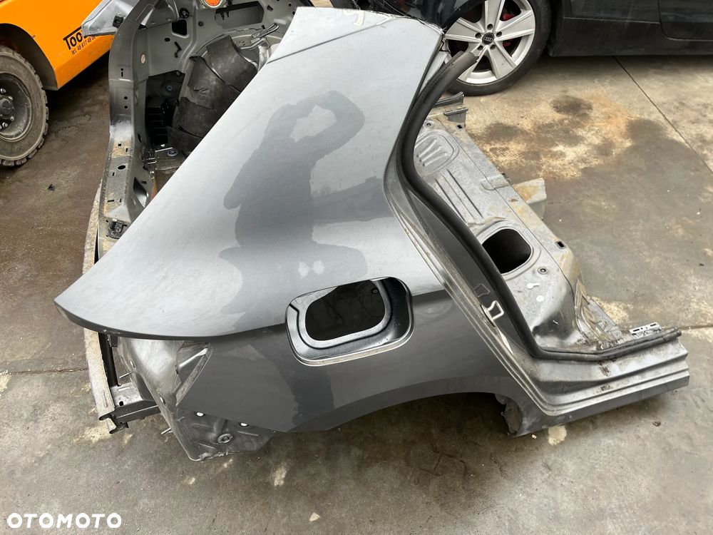 Skoda Fabia Mk4 (6VA) HATCHBAC Ćwiartka tyln PRAWA/LEWA  KOLOR LF7C - 2