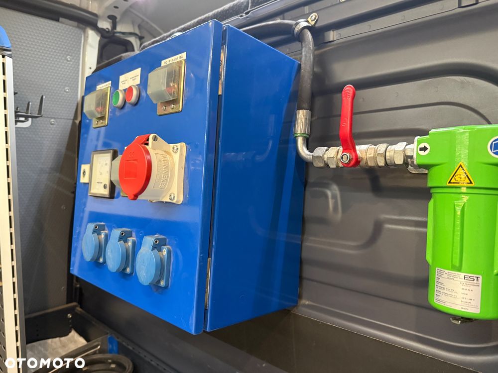 Mercedes-Benz Sprinter 319 CDI 3.0 - 13