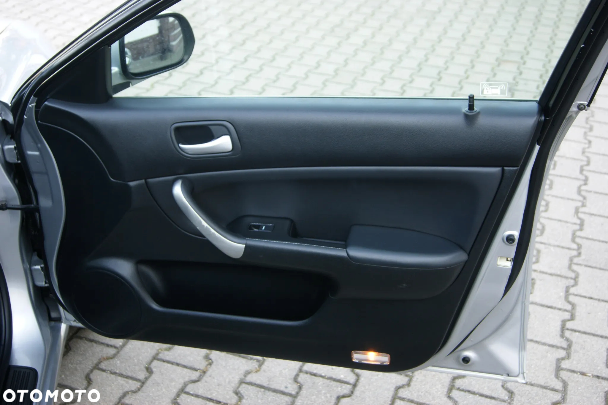 Honda Accord 2.0 Comfort - 28