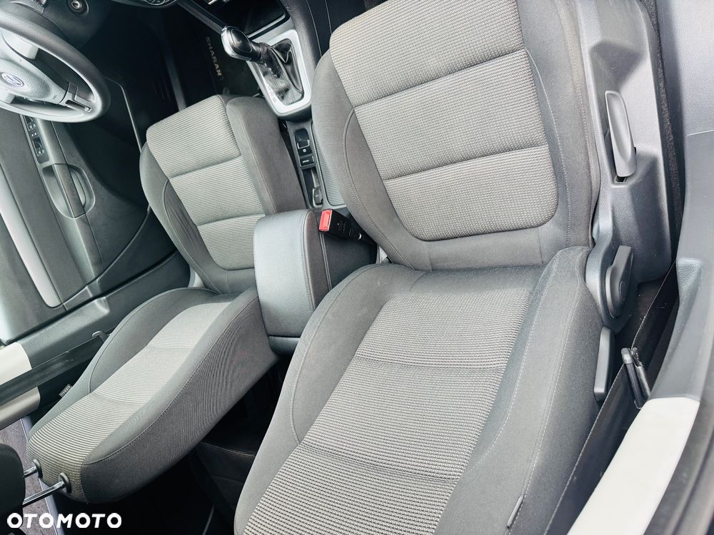 Volkswagen Sharan 2.0 TDI Comfortline DSG - 9