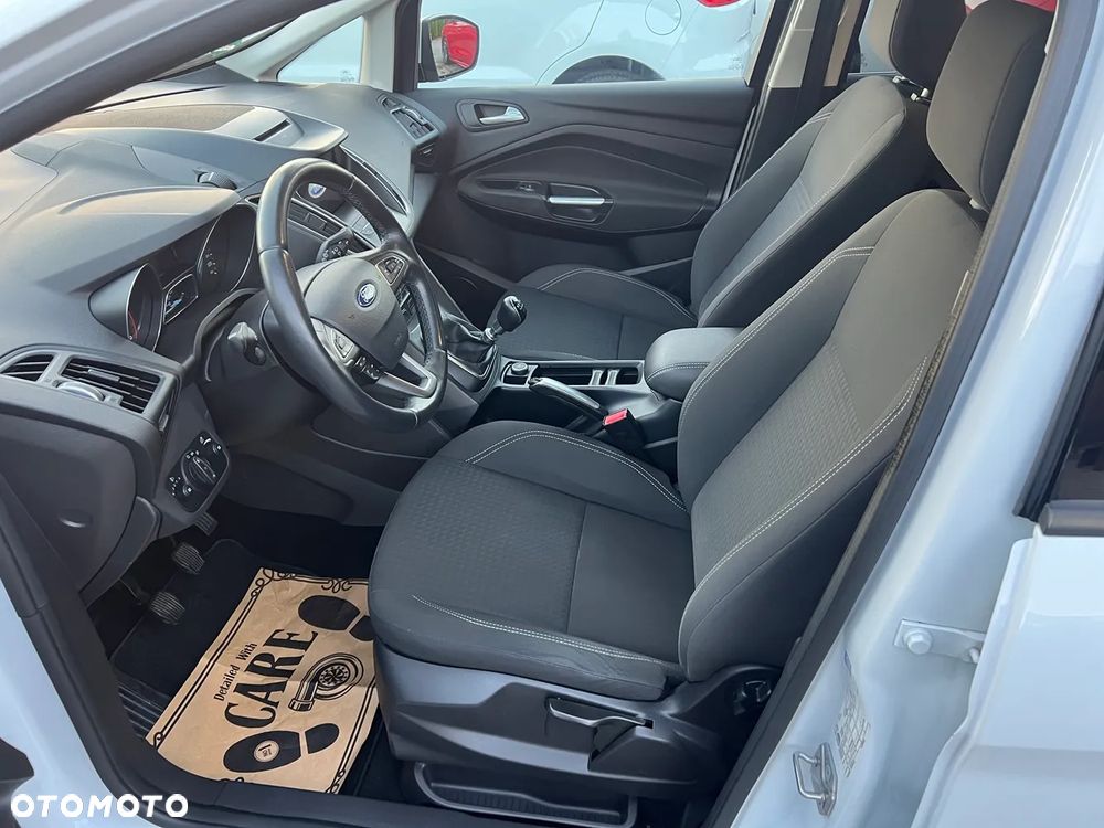 Ford C-MAX - 12