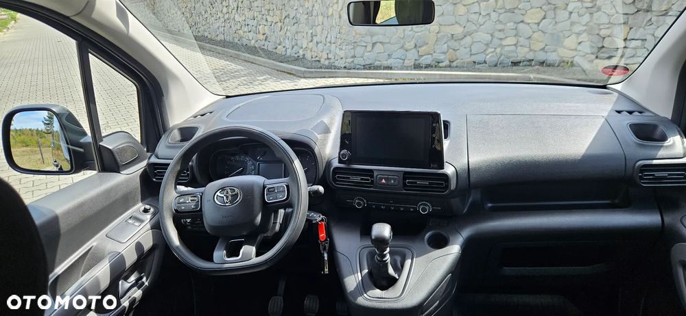 Toyota Proace City Verso 1.2 Turbo L1 Comfort - 23