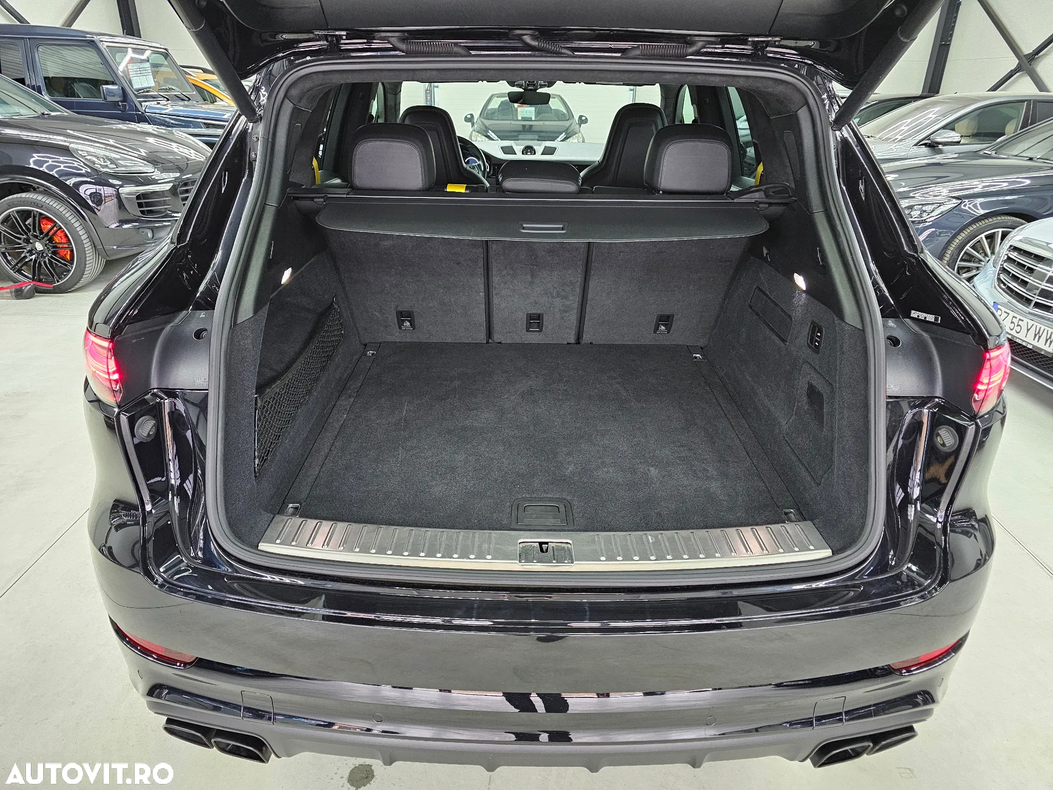 Porsche Cayenne Turbo - 39