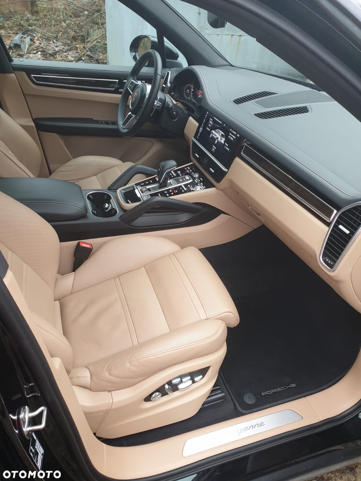 Porsche Cayenne - 17